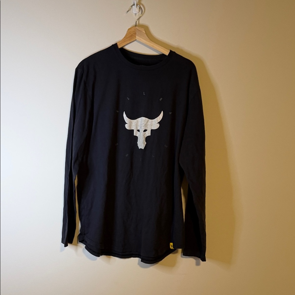“All Day Hustle” Men's Black Long-Sleeve Graphic Tee - project rock